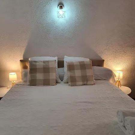 Pont Du Gard,appartement A Du Gard Apartment *